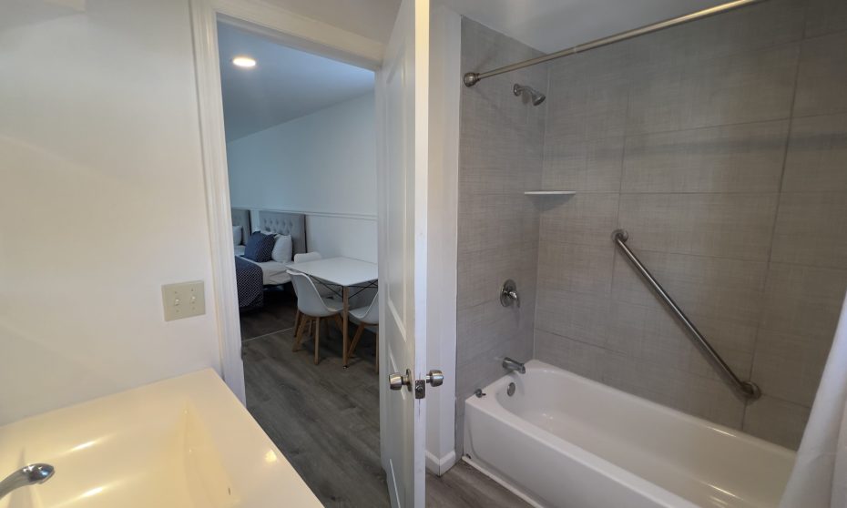 bathroom 137